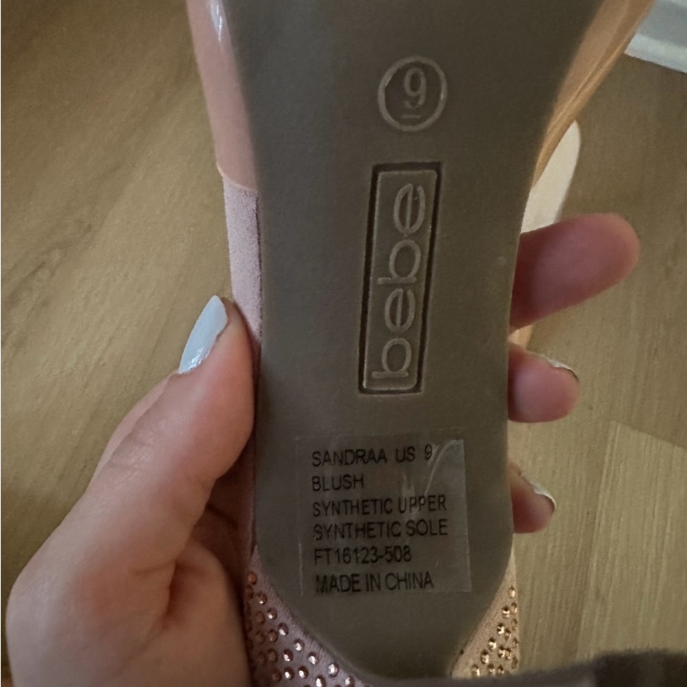 NWT Bebe Women's Sandraa Heels in Blush - Picture 5 of 8